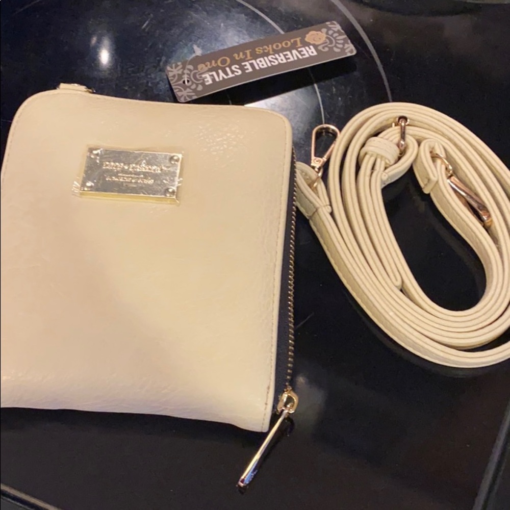 NEW Coco & Carmen crossbody purse